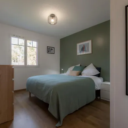 아파트 Les Berges Landaises-6 By Interhome